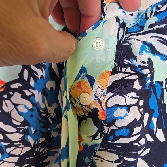 J. Crew Sleeveless Button Up Blouse Blue Green Floral Bold Artsy Beach Womens 8P - Picture 4 of 5